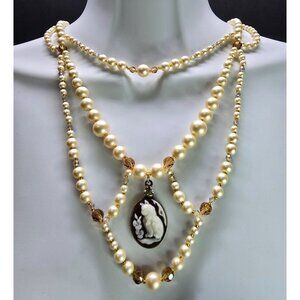 Handcrafted Vintage Inspired 18k gold plated Glass Pearl Cat Beaded Necklace